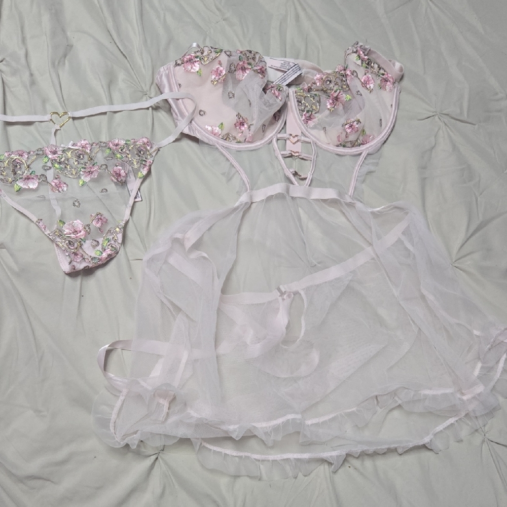 Victoria's Secret Pink Floral Embroidered Lingerie Set Xl Nwt
